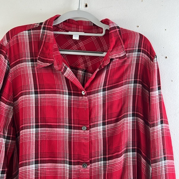 J. Jill button down front button closure - Picture 3 of 9